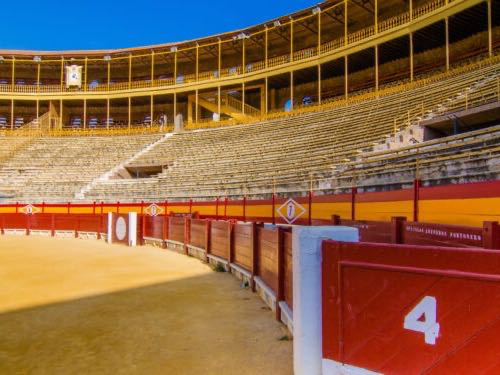 Alicante cuelga el primer ‘No hay billetes’ de Hogueras para Morante, Manzanares y Roca Rey