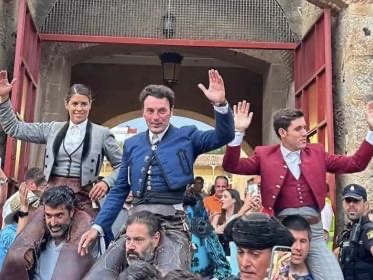 Cartagena, Lea Vicens y Guillermo Hermoso cierran Plasencia a hombros