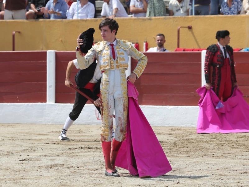 Mario Vilau se estrella con la espada y se marcha de vacío tras una accidentada encerrona en Ceret