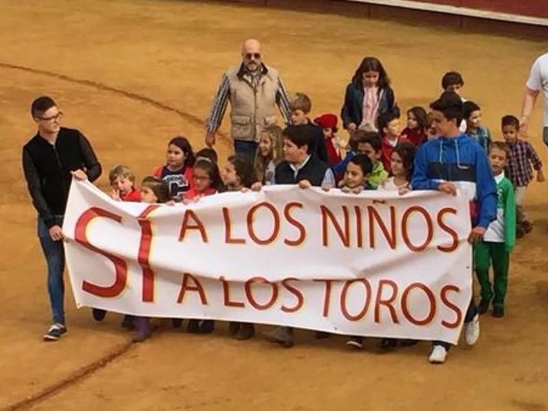 Los menores entran gratis a la Gran Final de la Copa Chenel