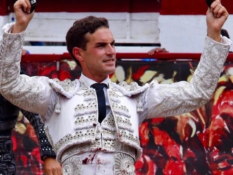 Fernando Adrián suma otro triunfo rotundo en Latacunga